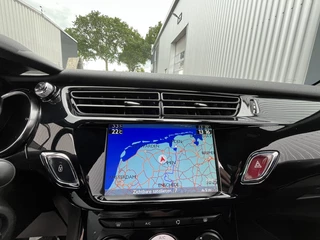 Citroën DS3 Citroën DS3 1.2 PureTech So Chic | Navigatie | Premium Audio | Climate Contr - afbeelding nr 20