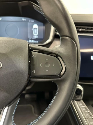 Lynk & Co 01 Lynk & Co 01 1.5 261PK Plug-in Hybrid |Trekhaak|Pano|AppleCarplay|Adaptive Cruise| - afbeelding nr 21