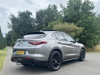 Alfa Romeo Stelvio Alfa Romeo Stelvio 2.0t Q4 Veloce 280pk, pano, 20 inch! - afbeelding nr 18