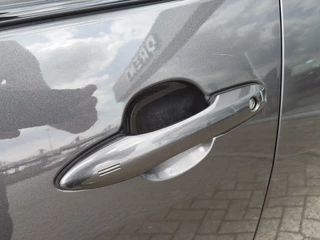 Toyota Yaris Toyota Yaris 1.5 Hybrid Executive | Navi | Parkeersensoren | Android Auto - afbeelding nr 38