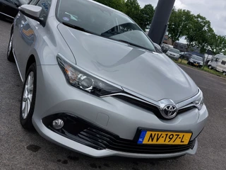 Toyota Auris Toyota Auris 1.2T 116pk Aspiration 5-Deurs | Origineel NL | 1300kg Trekgewicht | Navi | Clima | Cruise | Achteruitrijcamera | Rijstrook+Licht+Regensensor | Mistlampen | 16''lm | Trekhaak - afbeelding nr 40