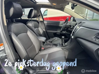 Suzuki Kizashi Suzuki Kizashi 2.4 Sport / Navigatie / Panoramadak / Luxe - afbeelding nr 28