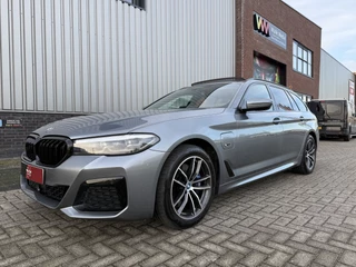 BMW 5 Serie BLUESTONE-METALLIC MET COGNAC LEER/PANO/ACC/CAMERA/STANDKACHEL/SFEER/DAB/CARPLAY/SHADOW-LINE/M-AERODYNAMIC - afbeelding nr 76