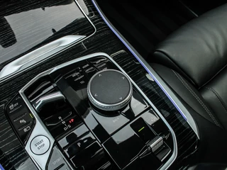 BMW X5 BMW X5 xDrive50e 490PK High Executive M-Sport | DRIVING ASSISTANT PRO | HEADUP | PANO | SKYLOUNGE | HARMAN EN KARDON | - afbeelding nr 113