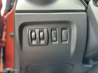 Renault Captur Renault Captur 0.9 TCe Helly Hansen Clima Navi PDC LED NAP! - afbeelding nr 11