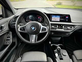 BMW 1 Serie BMW 1-serie 116d High Executive Sport Automaat LED|AppleCarplay|M stuur - afbeelding nr 23