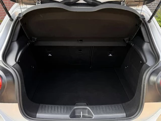 Mercedes-Benz A-Klasse Mercedes-Benz A-Klasse 200 157PK Motorsport Edit. AMG Pano Apple-Carplay Sfeer - afbeelding nr 17