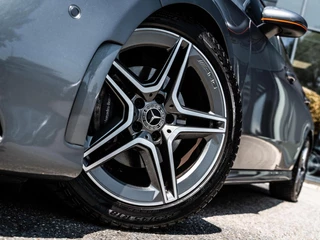 Mercedes-Benz A-Klasse Mercedes A-klasse A200 AMG|PANO|BURMESTER|CAMERA|18'|CARPLAY - afbeelding nr 17