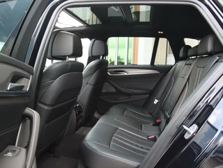 BMW 5 Serie BMW 5-serie Touring 530d xDrive High Executive M-sport - afbeelding nr 6