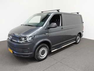 Volkswagen Transporter Volkswagen Transporter 2.0 TDI L1H1 Airco Cruise control Trekhaak Parkeersensoren 3-zits Sidebars Euro6 - afbeelding nr 28