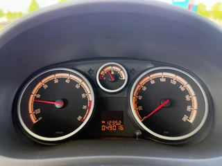 Opel Corsa Opel Corsa 1.2-16V BlitZ 1e Eigenaar,Navi,Clima,Cruise,Trekhaak,Lmv,Dealer Onderhouden,Pdc,5 Deurs,Weinig Km,Apk tot 10-2025 - afbeelding nr 17