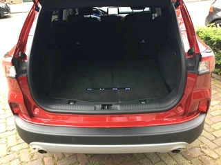 Ford Kuga Ford Kuga 2.5 225 pk PHEV Titanium | Privacy Glass - afbeelding nr 4
