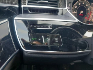 Audi A8 Audi A8 60 TFSI e quattro S-Line,Vierwielbesturing,Verklapbare trekhaak,Panorama,zomer&winterbanden - afbeelding nr 33
