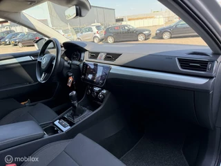 Škoda Superb Skoda Superb Combi 1.6 TDI Ambition PANORAMADAK, TREKHAAK - afbeelding nr 12