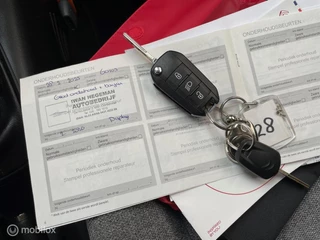 Citroën C3 Citroen C3 1.2 PureTech C-Series/Led/Navi/Tel/Pdc/Ecc/ - afbeelding nr 25