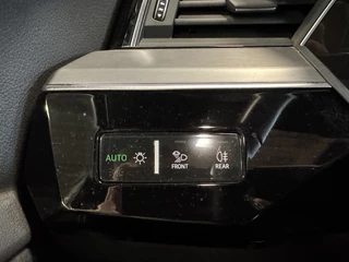 Audi e-tron | B&O | Camera | Head-up | Stoelverwarming - afbeelding nr 34