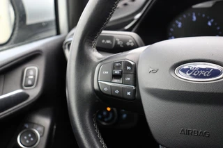 Ford Fiesta Ford Fiesta 1.5 TDCi Titanium - Carplay, Navi, Trekhaak - afbeelding nr 11
