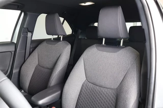 Toyota Yaris Cross Toyota Yaris Cross 1.5 Hybrid Teamplayer 130PK - Winter+safety pakket - Apple CarPlay - Dodehoek - afbeelding nr 6