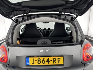 Smart Fortwo Aut. *PANO | FULL-LED | FULL-LEATHER | NAVI-FULLMAP | CAMERA | BRABUS-WHEELS | AMBIENT-LIGHT | AIRCO | PDC | CRUISE | DAB | CARPLAY | COMFORT-SEATS | 16''ALU* - afbeelding nr 9