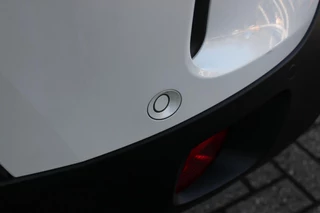 Citroën C5 Aircross Citroen C5 Aircross 1.6 Plug-in 225PK Hybrid BUSINESS | NAVIGATIE | APPLE CARPLAY/ANDROID AUTO | KEYLESS ENTRY/START | LED KOPLAMPEN | DODEHOEK DETECTIE | LICHTMETALEN VELGEN 18