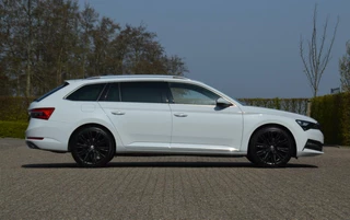Škoda Superb Skoda Superb Combi 1.4 TSI 218 pk  iV Laurin & Klement PHEV trekhaak - afbeelding nr 22