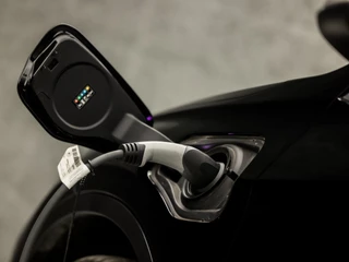 BMW X1 221Pk Automaat (GROOT NAVI, CLIMATE, ALCANTARA, ELEK ACHTERKLEP, SPORTSTOELEN, PARKEERSENSOREN, LED KOPLAMPEN, DAB+, NIEUWSTAAT) - afbeelding nr 34