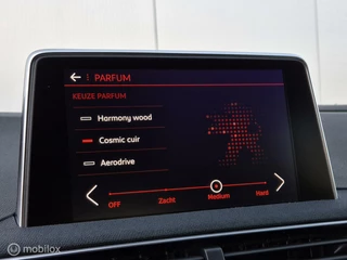 Peugeot 3008 PEUGEOT 3008 1.6 E-THP GT-LINE AUTOMAAT/FULL LED/TREKHAAK/CAMERA/ADAPTIVE CRUISE/ELEK-KLEP/HALF LEDER - afbeelding nr 44