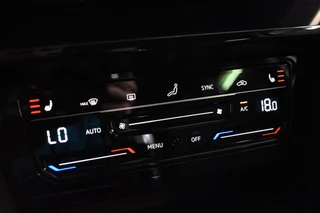 Volkswagen Passat Volkswagen Passat Variant GTE 218PK DSG HYBRID BUSINESS CAMERA/NAVI/MASSAGE*** - afbeelding nr 28
