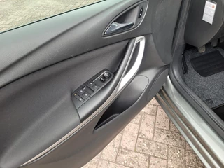 Opel Astra Opel Astra 1.0 Turbo Online Edition Trekhaak, camera, navigatie enz - afbeelding nr 13