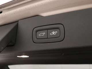Volvo V60 Volvo V60 T6 PLUG-IN HYBRID LONG RANGE ULTIMATE DARK 19INCH FULL-LED H/K A - afbeelding nr 42