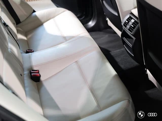 BMW X4 BMW X4 xDrive20i xLINE / HEADUP / LEDER / TREKHAAK / 19