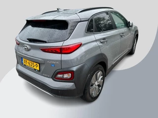Hyundai Kona Hyundai Kona EV Premium 64 kWh 204pk Full Leder | Adaptieve Cruise | Achteruitrijcamera | Climate control | Grote Accu! - afbeelding nr 3