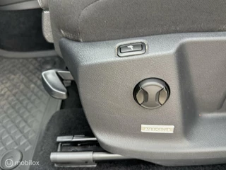 Volkswagen Touran Volkswagen Touran 1.6 TDI SCR Highline Business AUTOMAAT - afbeelding nr 18