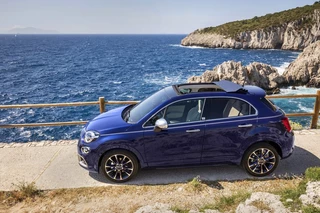 Fiat 500X Fiat 500X 1.3 Turbo Yacht Club Capri 2021 BLAUW | Cabrio | Leder | Airco - afbeelding nr 2