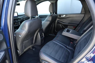 Ford Kuga Ford Kuga 2.5 PHEV ST-Line / Trekhaak / Camera / Stoel+stuur+ruit verwarmd / 1e eigenaar - afbeelding nr 6