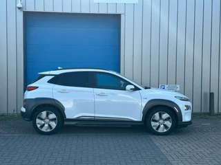 Hyundai Kona Hyundai Kona EV Fashion 64 kWh Camera HEAD-UP FASE 3 1 EIGENAAR - afbeelding nr 26