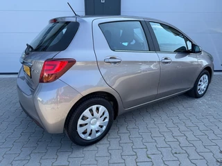 Toyota Yaris Toyota Yaris 1.3 VVT-I STYLE - afbeelding nr 5