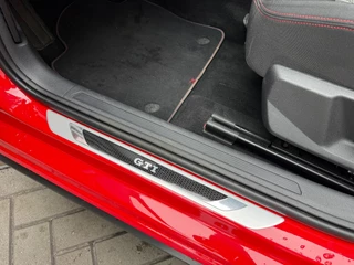 Volkswagen Polo Volkswagen Polo 2.0 TSI GTI|Pano|Camera|Virtual|Dodehoek| - afbeelding nr 38