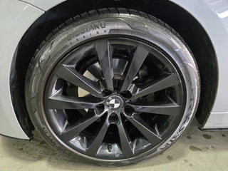 BMW 3 Serie BMW 3-serie 330e High Executive M Sport Leder Sch.dak Navi Clima LM NAP! - afbeelding nr 2