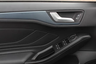 Ford Focus Ford Focus Wagon 1.0 EcoBoost Trend Edition Business / Apple CarPlay / Navigatie / Parkeerhulp V+A / Keyless / 16'' / Sportstoelen / Cruise Control - afbeelding nr 31