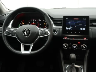 Renault Captur / CAMERA / NAVI /ADAPTIVE CRUISE / 18