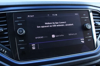 Volkswagen T-Roc Volkswagen T-Roc 1.5 TSI DSG R-Line 1eEIGNR! VIRTUAL ACC CARPLAY DAB STOELVW '20 - afbeelding nr 17