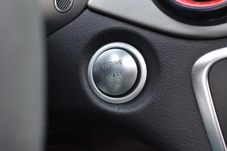 Mercedes-Benz CLA Mercedes-Benz CLA-klasse AMG 45 4MATIC Pano Kuipst HK Camera Sfeer NAP CLA 45 - afbeelding nr 31