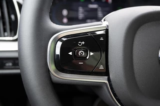 Volvo V60 Volvo V60 T6 Plug-in hybrid AWD Plus Dark | HK Audio | 19
