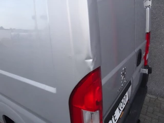 Peugeot Boxer Peugeot Boxer 330 2.0 BlueHDI L2H2 Premium Pack 3 zits airco 67398 km !!!!!!! - afbeelding nr 16