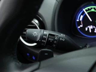 Hyundai Kona Hyundai Kona 1.6 GDI HEV Comfort Smart | Navigatie | Camera | Cruise control - afbeelding nr 29