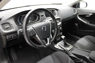 Volvo V40 Volvo V40 2.0 T2 Nordic+ *Stoelverwarming* Navi* 1ste eigenaar* - afbeelding nr 5