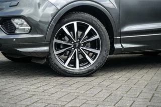 Ford Kuga Ford Kuga 1.5 EcoBoost ST Line PANO / CAMERA / STUURVERWARMING - afbeelding nr 5