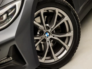 BMW 3 Serie BMW 3 Serie Touring 320i Sportline Shadow 184Pk Automaat (APPLE CARPLAY, GROOT NAVI, CAMERA, LEDER, ADAPTIVE CRUISE, SFEERVERLICHTING, SPORTSTOELEN, HIFI, TREKHAAK ELEKTRISCH, GETINT GLAS, NIEUWSTAAT) - afbeelding nr 38