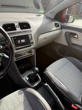 Volkswagen Polo Volkswagen Polo 1.2 TSI Comfortline R|Panorama|Beats|Camera|Stoelverwarming - afbeelding nr 44